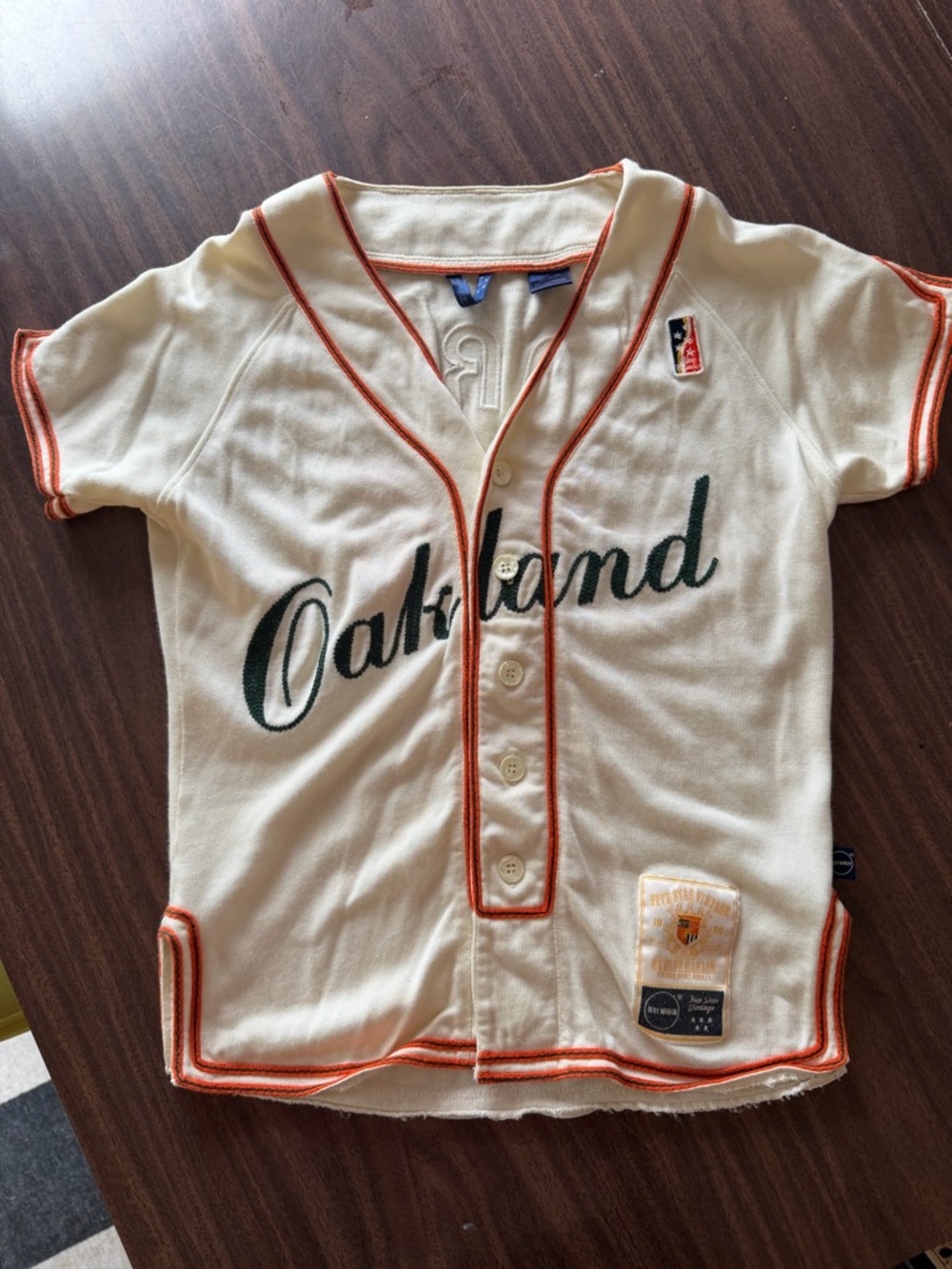 Vintage Style Oakland Larks Embroidered Baseball Jersey